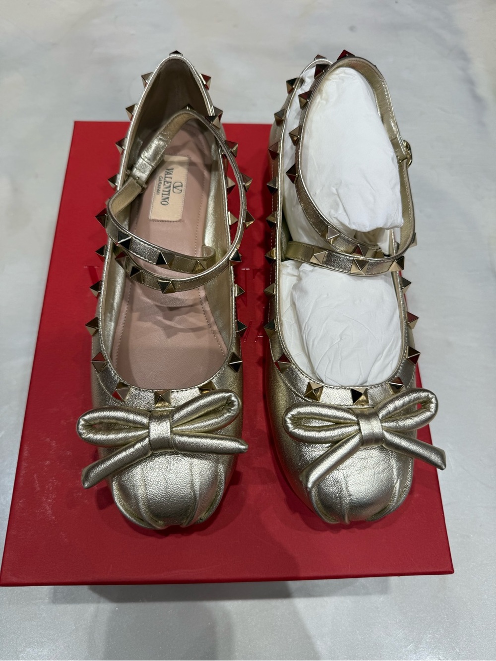 Valentino Garavani Metallic Gold Rockstud Bow Mary Jane Flats
